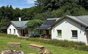 Roman Tarnawa Nasz Domek